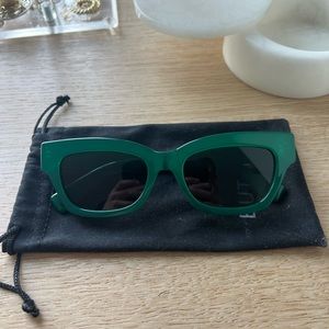 Solid & Striped - The Wategos Sunglasses